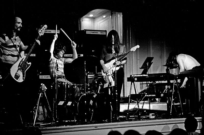 Jaki Liebezeit : Modern Drummer Jaki Liebezeit : Modern Drummer