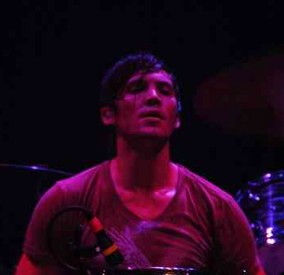 Guerin Blask of The Urgency : Modern Drummer