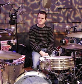 Aaron Sterling of William Fitzsimmons : Modern Drummer