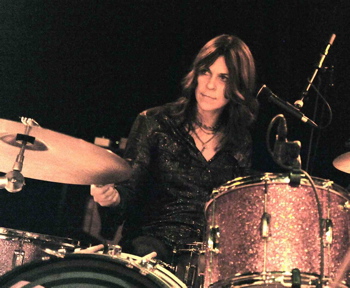 Steve Wynn & the Miracle 3’s Linda Pitmon Modern Drummer Drummer Blog