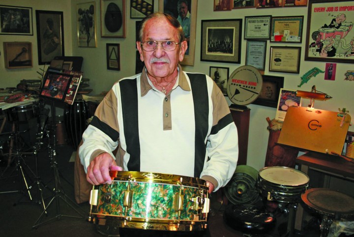 Eddie Knight with his ’30s Broadway Standard in rainbow pearl finish