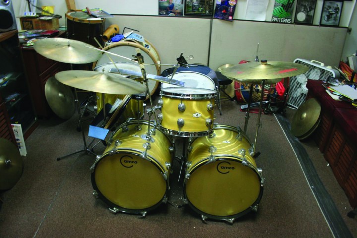 Knight’s teaching kit, a Camco Oaklawn in gold moire finish