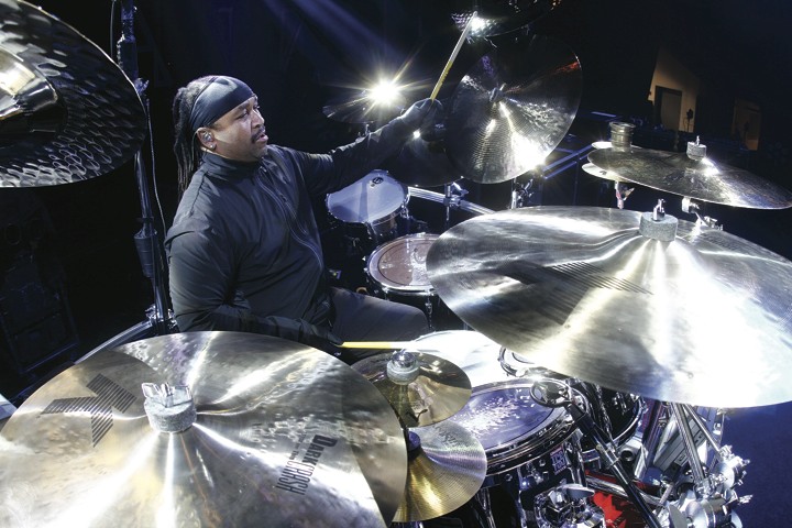 Carter Beauford - Modern Drummer Magazine
