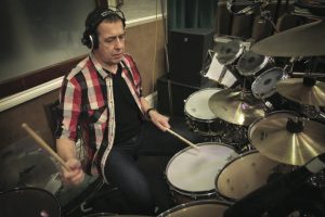 Mark Brzezicki Drummer | Modern Drummer Archive