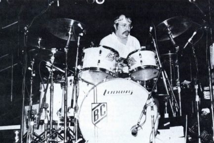 Bun E. Carlos