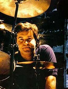 Simon Wright Drummer | Modern Drummer Archive