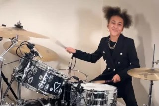 Caravan Nandi Bushell Cover Whiplash