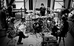 Korn Drummer Ray Luzier on KXM, His Side Project With Dug Pinnick and George Lynch